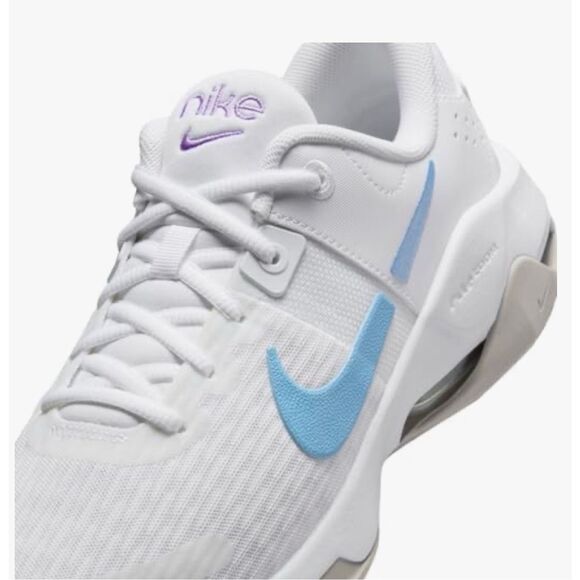 Nike Shoes - Nike Women's Zoom Bella 6 trainer in white and light armoury blue NIB 8